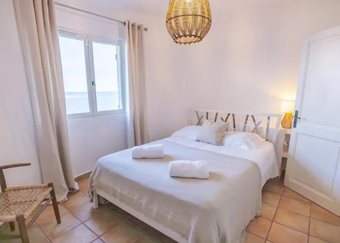 Villa Superb Villa, Incredible Sea View Heated Swim Pool Sainte-Maxime