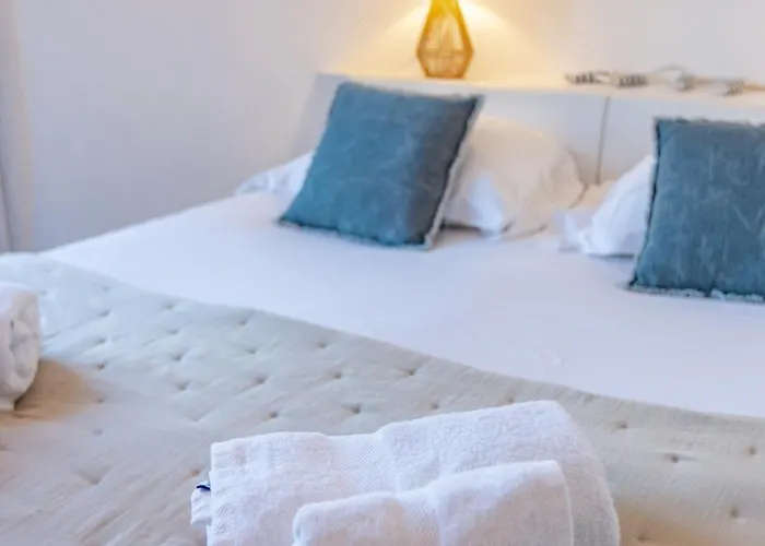 Superb Villa, Incredible Sea View Heated Swim Pool Villa Sainte-Maxime