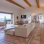 Willa Superb Villa, Incredible Sea View Heated Swim Pool *