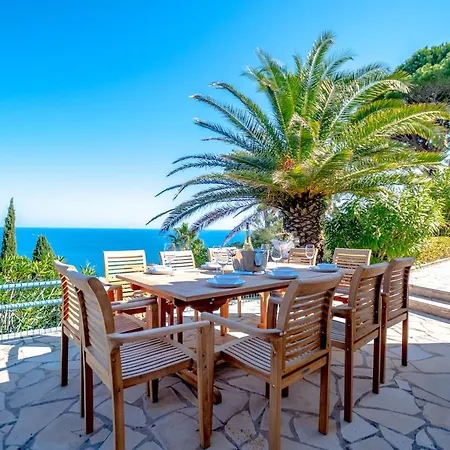 Superb Villa, Incredible Sea View Heated Swim Pool *