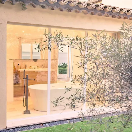 Villa Superb Villa, Incredible Sea View Heated Swim Pool Sainte-Maxime
