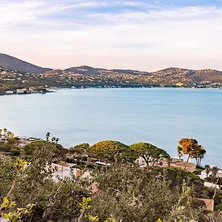 Villa Superb Villa, Incredible Sea View Heated Swim Pool Sainte-Maxime