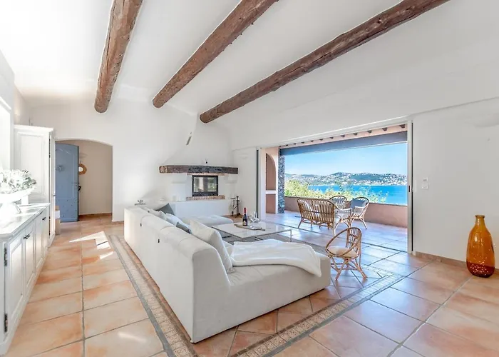 Superb Villa, Incredible Sea View Heated Swim Pool Villa *