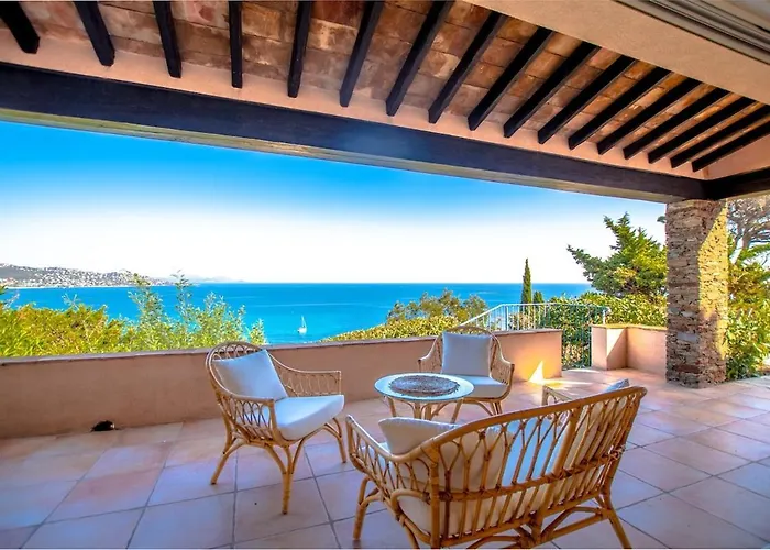 Superb Villa, Incredible Sea View Heated Swim Pool Villa