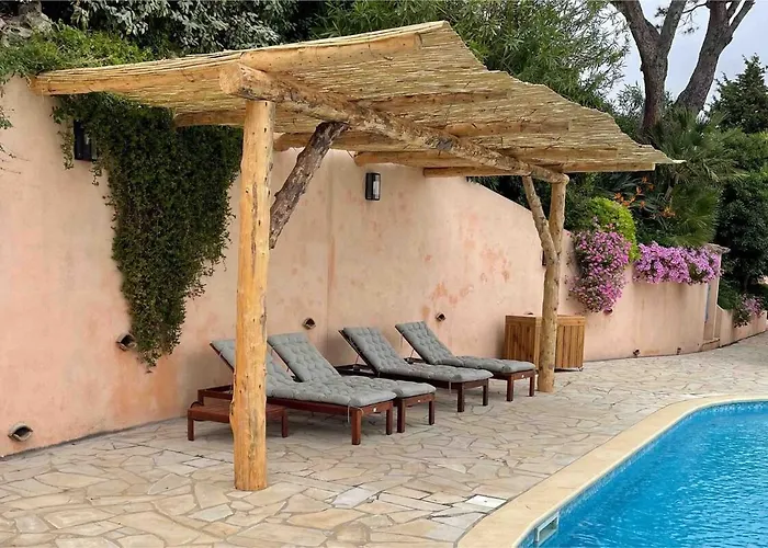 Вілла Superb Villa, Incredible Sea View Heated Swim Pool