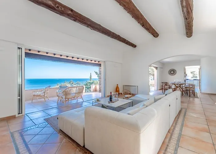 Superb Villa, Incredible Sea View Heated Swim Pool Вілла *