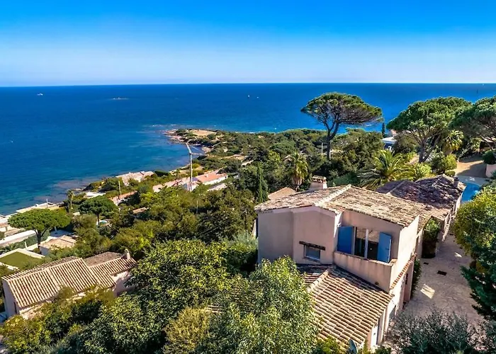 Superb Villa, Incredible Sea View Heated Swim Pool Вілла