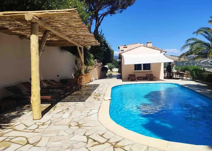 Superb Villa, Incredible Sea View Heated Swim Pool Вілла