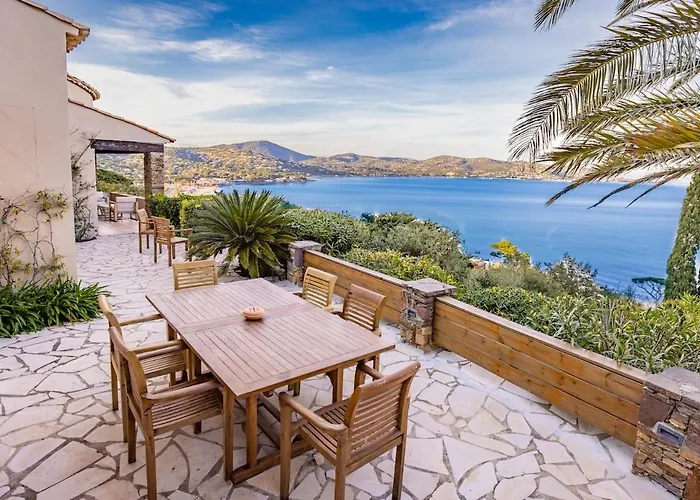 Superb Villa, Incredible Sea View Heated Swim Pool Вілла